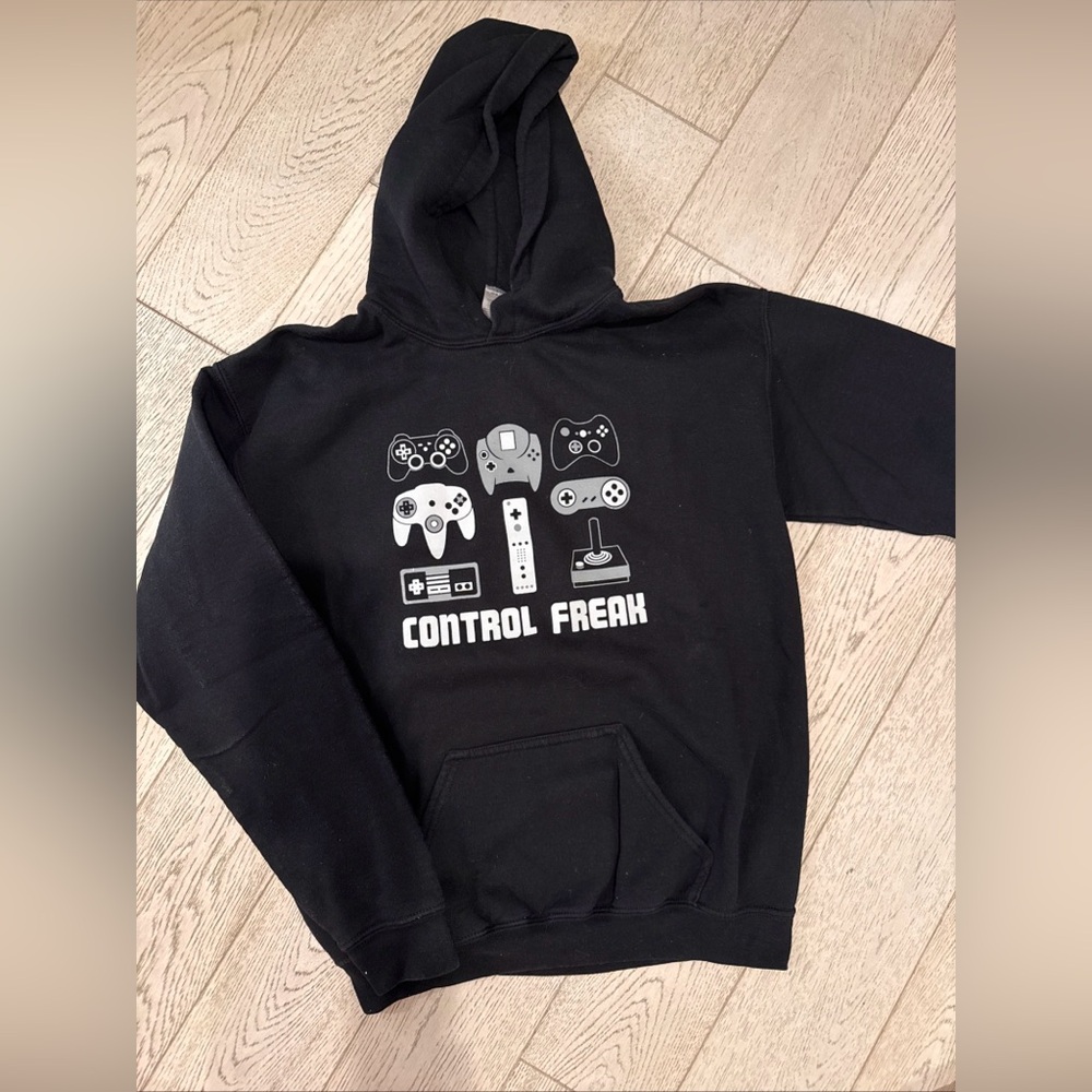 Control Freak Black Graphic Gaming Hoodie size xl youth kids